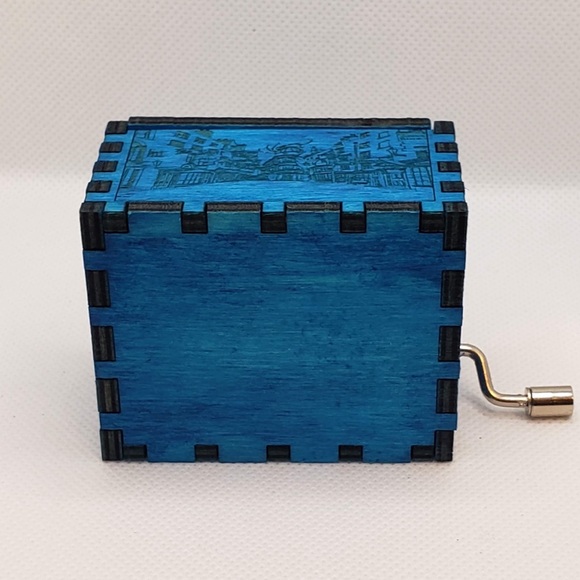 Harry Potter Wooden Crank Laser Engraved Musical Box - Picture 6 of 7